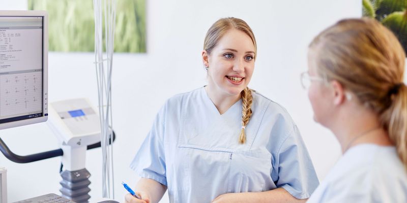 Medizinische Fachangestelte im Gespräch